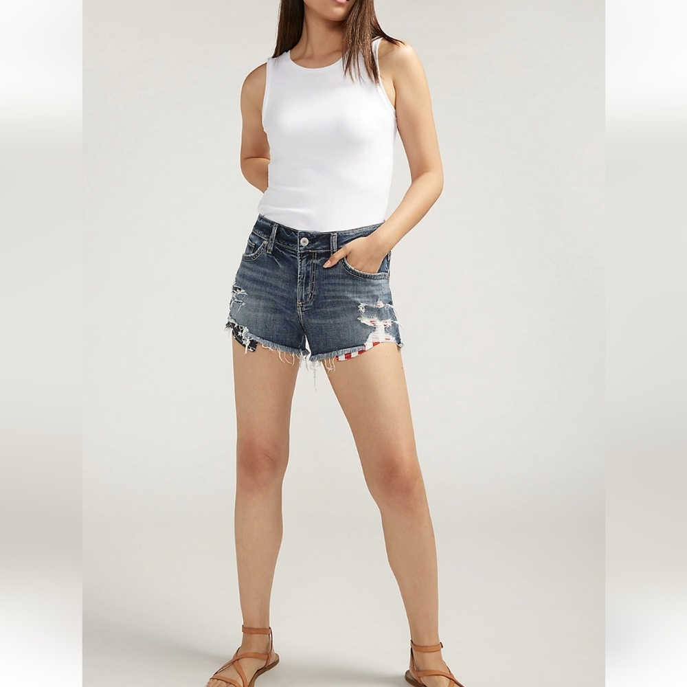 NWT Silver Jeans Co. Americana Luxe Stretch Mid Rise 3in Boyfriend Short Size 33 - Picture 2 of 7